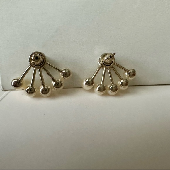 Vintage DIOR Rare Authentic Pearl Burst Behind-the-Lobe Earrings - Picture 6 of 8